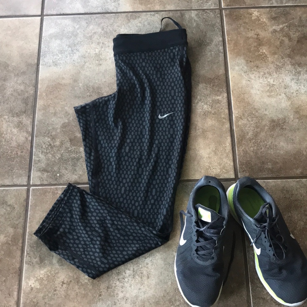 Nike relay pants BRAND NEW !